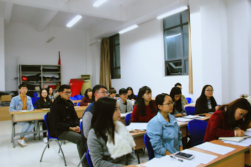 漫蛙
2014级、2015级本科生第二次党支部会议