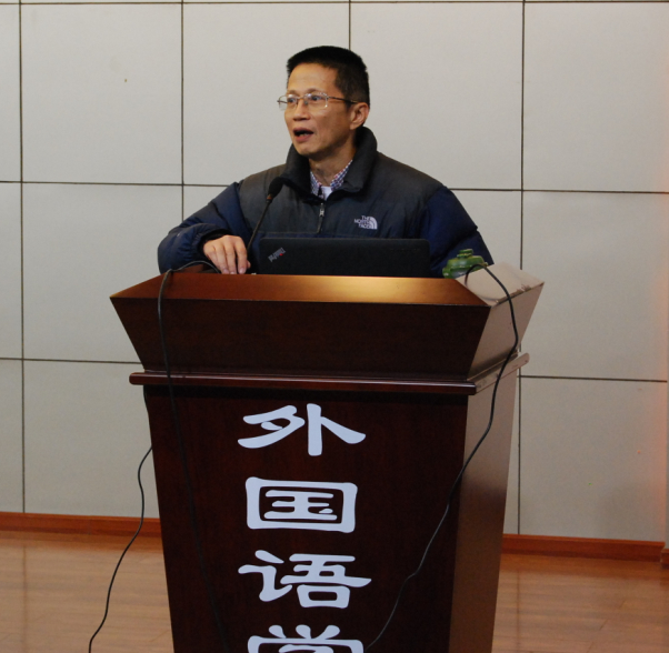 漫蛙
召开中层领导干部述职述廉和民主测评会