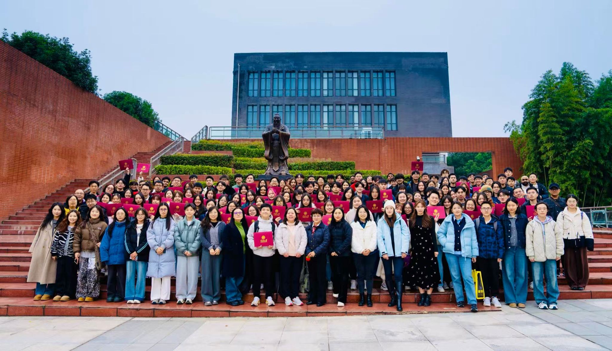 漫蛙
与南洋理工大学 2025 青年学生论坛成功举办——以青...